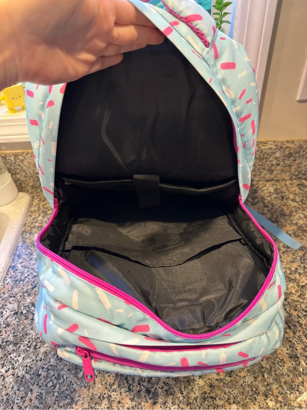 Baseball lifestyle 101 blue ice cream drip backpack. Good used condition